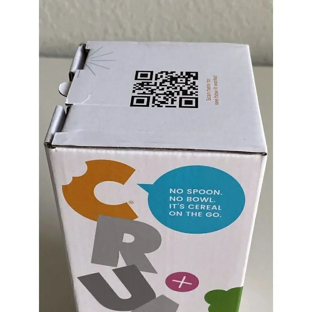 The CrunchCup Never Soggy Portable Cereal & Milk for Cereal on the Go‎ Pink NEW